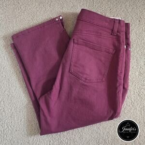 Gloria Vanderbilt NWT Magenta/Purple Amanda Denim Capri Pants Size 10